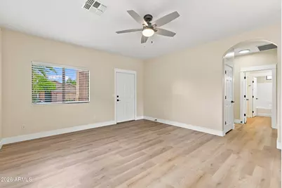 803 W Lydia Lane, Phoenix, AZ 85041 - Photo 4