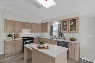 2923 E Tonto Ln, Phoenix, AZ 85050 - Photo 8
