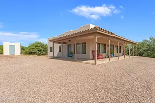 1313 E Madison Rd, Huachuca City, AZ 85616 - Photo 2