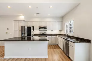 3935 E Rough Rider Rd, Phoenix, AZ 85050 - Photo 4