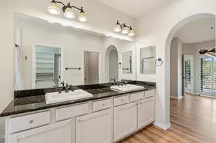 3935 E Rough Rider Rd, Phoenix, AZ 85050 - Photo 10