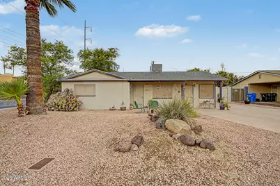 1202 E Becker Lane, Phoenix, AZ 85020 - Photo 1