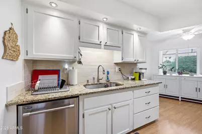 14038 N 111th Avenue, Sun City, AZ 85351 - Photo 4