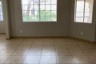 925 S Longmore St, Mesa, AZ 85202 - Photo 6