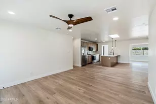 1717 E Campus Dr, Tempe, AZ 85282 - Photo 6