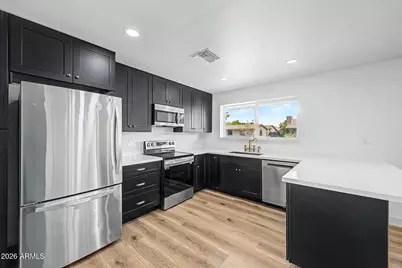1821 W Villa Rita Drive, Phoenix, AZ 85023 - Photo 2