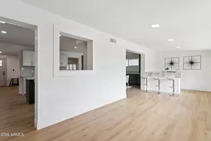 7827 E Moreland St, Scottsdale, AZ 85257 - Photo 10