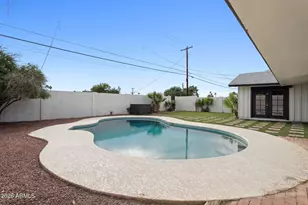 7827 E Moreland St, Scottsdale, AZ 85257 - Photo 28