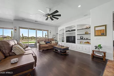 364 W Stirrup Lane, San Tan Valley, AZ 85143 - Photo 10