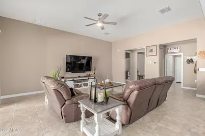 30916 W Verde Lane, Buckeye, AZ 85396 - Photo 10