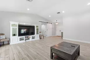 5815 E Campo Bello Dr, Scottsdale, AZ 85254 - Photo 12