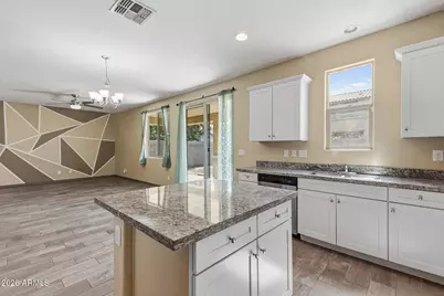 7422 S 28th Place, Phoenix, AZ 85042 - Photo 16