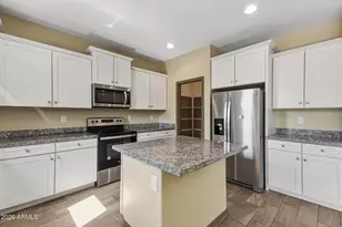 7422 S 28th Pl, Phoenix, AZ 85042 - Photo 18