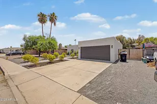 2425 E Inverness Ave, Mesa, AZ 85204 - Photo 26