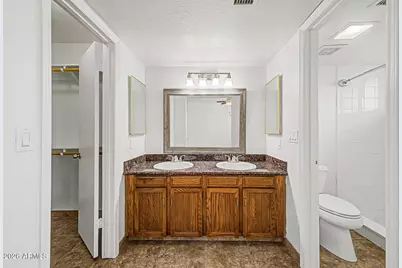 4035 W Surrey Avenue, Phoenix, AZ 85029 - Photo 10