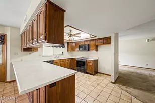 3332 W Northview Ave, Phoenix, AZ 85051 - Photo 18