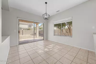 5267 W Angela Drive, Glendale, AZ 85308 - Photo 14