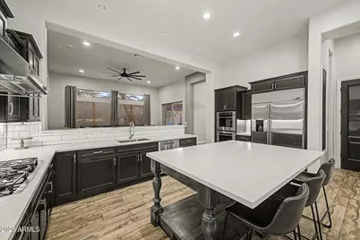 27814 N 15th Drive, Phoenix, AZ 85085 - Photo 2