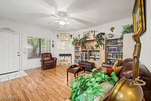 1017 E Maryland Ave, Phoenix, AZ 85014 - Photo 6