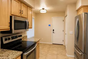 42 W Calle De Arcos, Tempe, AZ 85284 - Photo 8