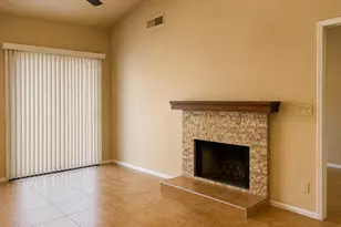 42 W Calle De Arcos, Tempe, AZ 85284 - Photo 6