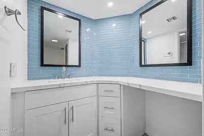 7557 N Dreamy Draw Drive #223, Phoenix, AZ 85020 - Photo 20