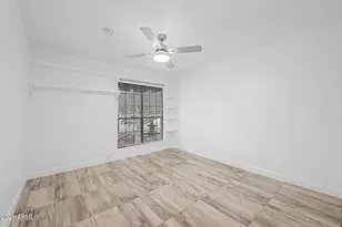 7557 N Dreamy Draw Dr, Phoenix, AZ 85020 - Photo 12