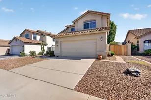 1885 W Raven Dr, Chandler, AZ 85286 - Photo 2