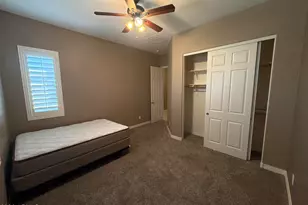 15959 W Cameron Dr, Surprise, AZ 85379 - Photo 10