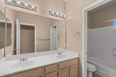 22407 N 71st Lane, Glendale, AZ 85310 - Photo 32