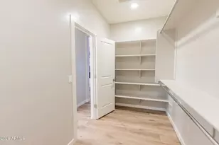 3725 E Flower St, Phoenix, AZ 85018 - Photo 16