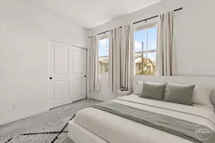 2786 S Apache Dr, Chandler, AZ 85286 - Photo 22