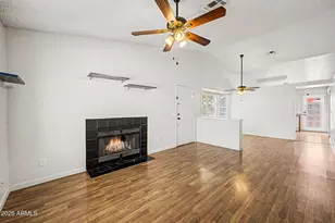 860 N McQueen Rd, Chandler, AZ 85225 - Photo 2