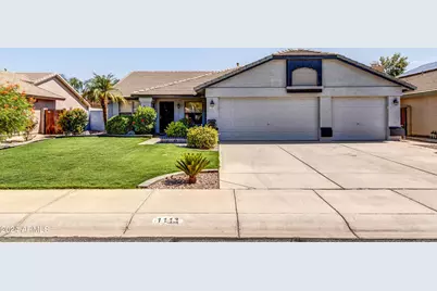 1113 E Betsy Lane, Gilbert, AZ 85296 - Photo 2