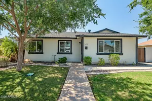3431 W Country Gables Dr, Phoenix, AZ 85053 - Photo 1