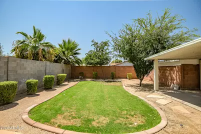 3431 W Country Gables Drive, Phoenix, AZ 85053 - Photo 24
