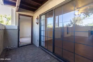 7557 N Dreamy Draw Dr, Phoenix, AZ 85020 - Photo 20
