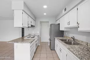 737 W El Prado Rd, Chandler, AZ 85225 - Photo 8