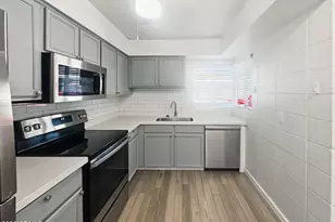 1911 E Amelia Ave, Phoenix, AZ 85016 - Photo 8