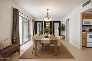2233 E Highland Ave, Phoenix, AZ 85016 - Photo 4