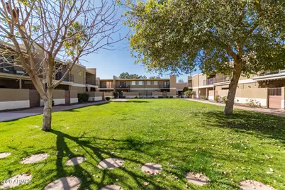 2233 E Highland Avenue #138, Phoenix, AZ 85016 - Photo 26