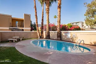 2233 E Highland Ave, Phoenix, AZ 85016 - Photo 22