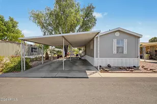 19401 N 7th St, Phoenix, AZ 85024 - Photo 2