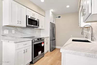 10117 N 97th Drive #A, Peoria, AZ 85345 - Photo 8