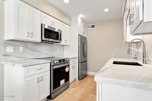 10117 N 97th Dr, Peoria, AZ 85345 - Photo 8