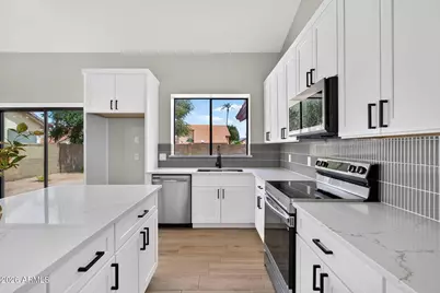 14605 S 41st Way, Phoenix, AZ 85044 - Photo 8