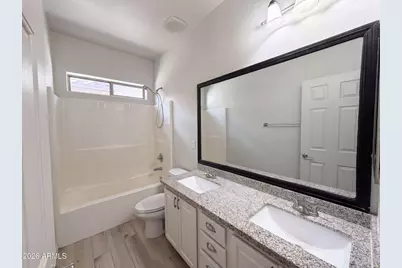 5641 S 10th Drive, Phoenix, AZ 85041 - Photo 18
