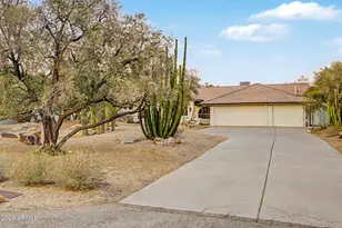 6313 N 181st Ave, Waddell, AZ 85355 - Photo 16