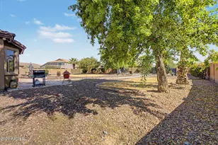 8602 W Helen Ln, Glendale, AZ 85305 - Photo 36
