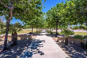 8602 W Helen Ln, Glendale, AZ 85305 - Photo 40